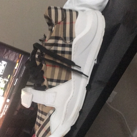 Condition 8.5/10 - Picture 4 of 4